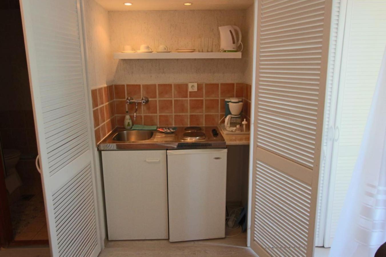 Ariel Apartmanok Шиофок Экстерьер фото